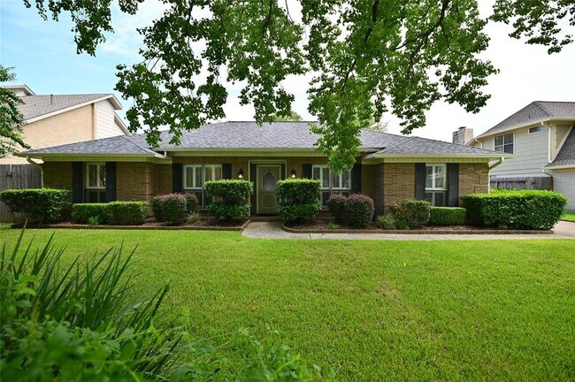 Primary Photo - 3018 Kismet Ln