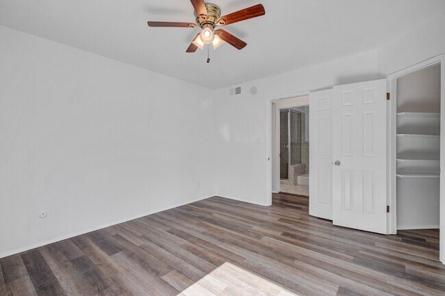 2nd Bedroom - 1214 S Alma St