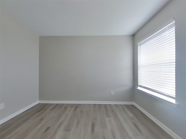 Building Photo - 432 Palomino Stand Dr