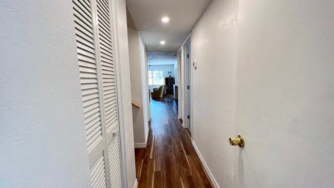 Building Photo - 2870 Rampart Cir