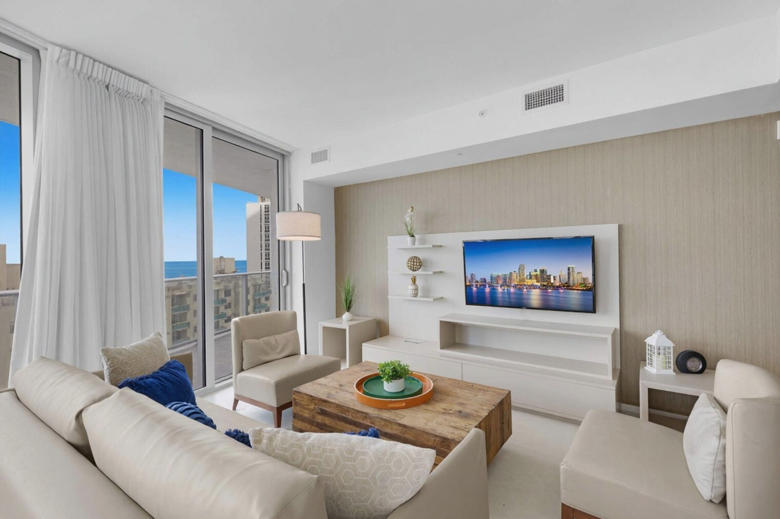 Building Photo - 4111 S Ocean Dr