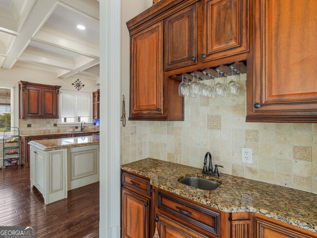 Building Photo - 1695 Whitley Rd