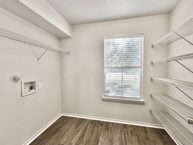 Building Photo - 6915 Opal Cliffs