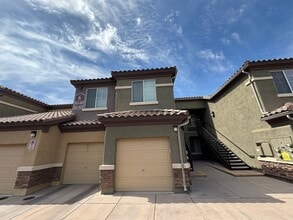 Building Photo - Beautiful 3Bed/2Bath/1Car Condo in Sky Pointe Community – Northwest Las Vegas!