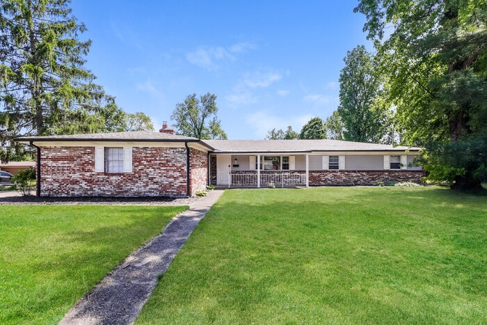 Primary Photo - 4361 Hillcrest Dr