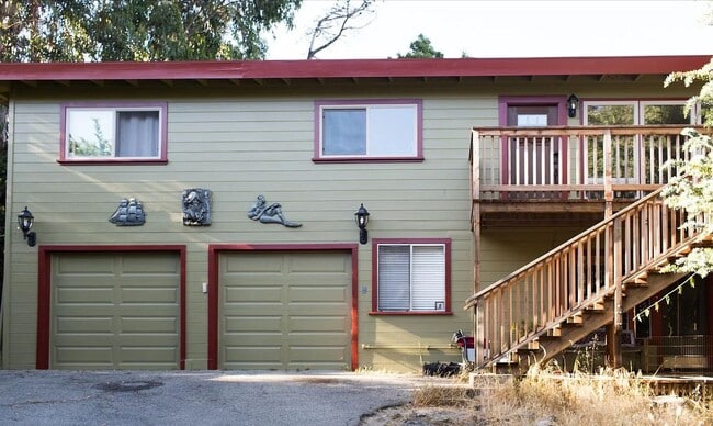 Building Photo - 1060 Roosevelt St