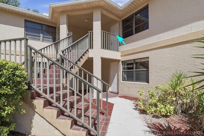 Building Photo - 2625 Heathcote Dr
