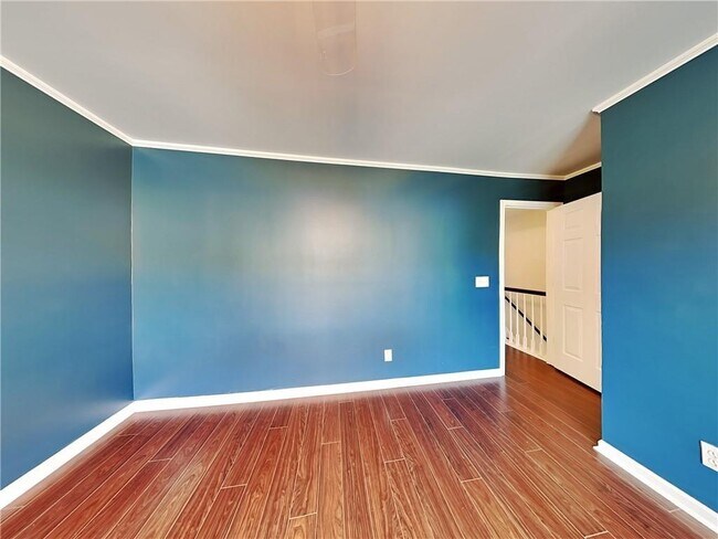 Building Photo - 264 Grandview Cir