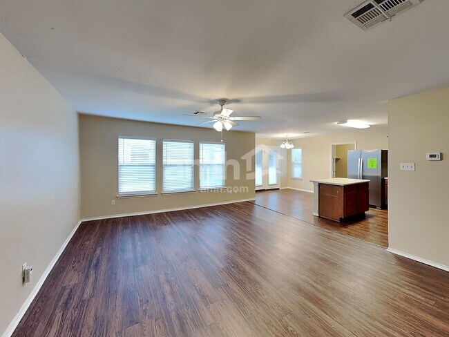 Building Photo - 13205 Vizquel Loop