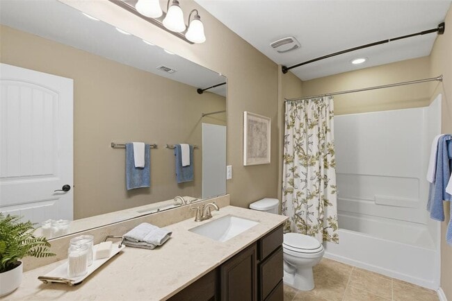 Building Photo - 1413 Ignacia Dr