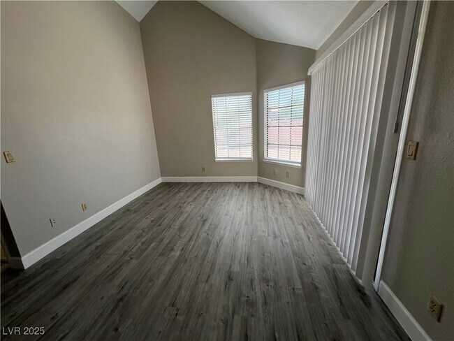 Building Photo - 79 Prairie Dog Dr