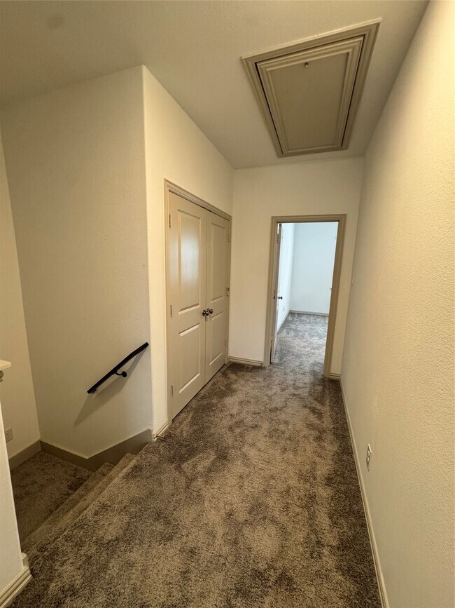 Building Photo - 4365 Union St