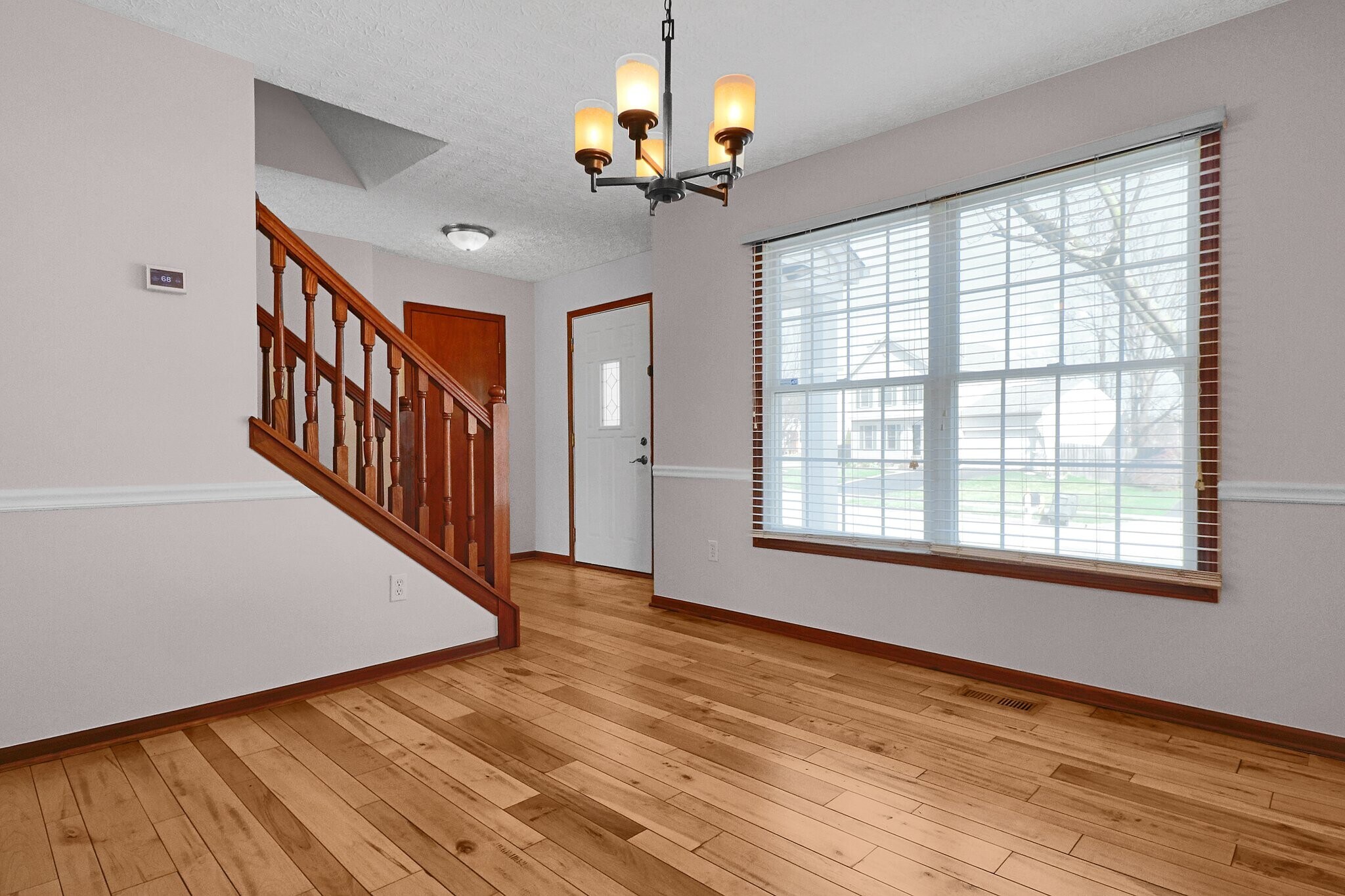 Building Photo - 321 Amber Wood Way