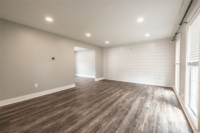Building Photo - 151 Smokey Hollow Rd