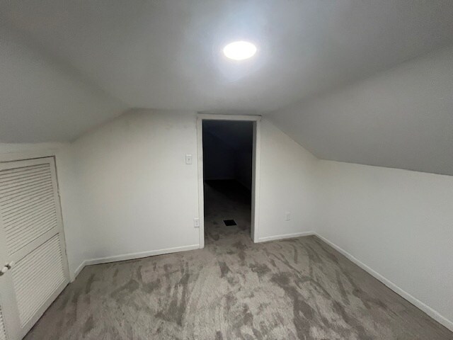 Building Photo - 1301 E 6th St