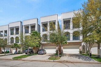 Building Photo - 4744 Aftonshire Dr