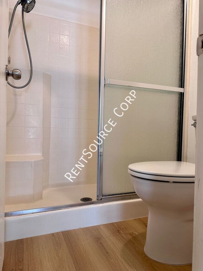 Building Photo - 24145 Del Monte Dr.