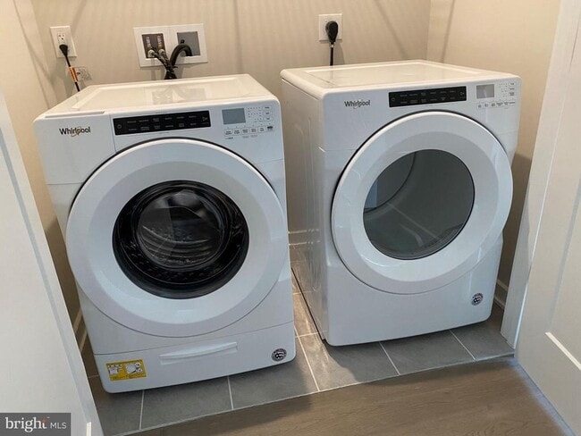 Building Photo - 1708 Anderson Rd