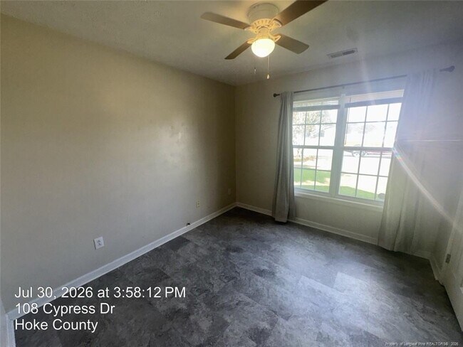 Building Photo - 108 Cypress Dr