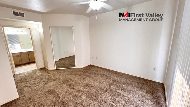 Building Photo - **Move In Special Half off first months re...