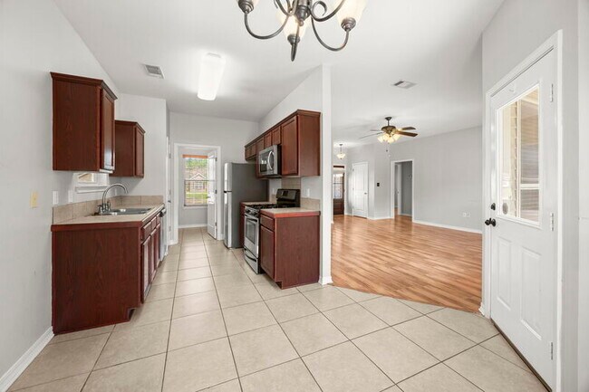Building Photo - 48317 Fox Hollow Blvd