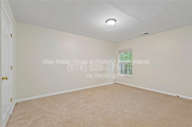 Building Photo - 3300 Suttles Dr SW