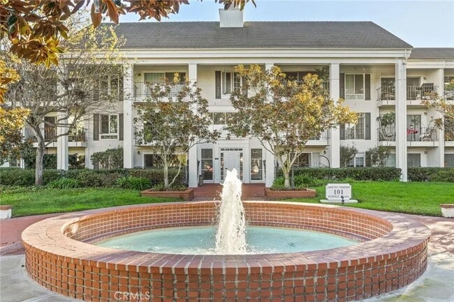 Building Photo - 101 Scholz Plaza