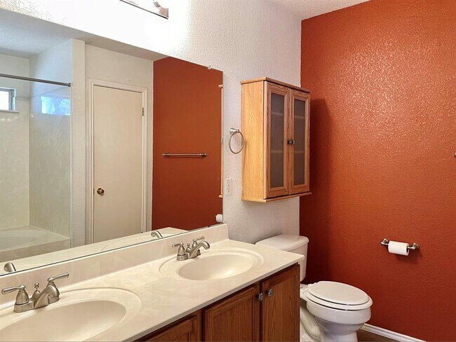 Building Photo - 1601 Lloydminister Way