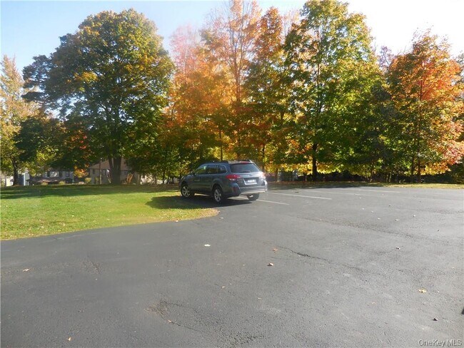 Building Photo - 78 Duncan Ave