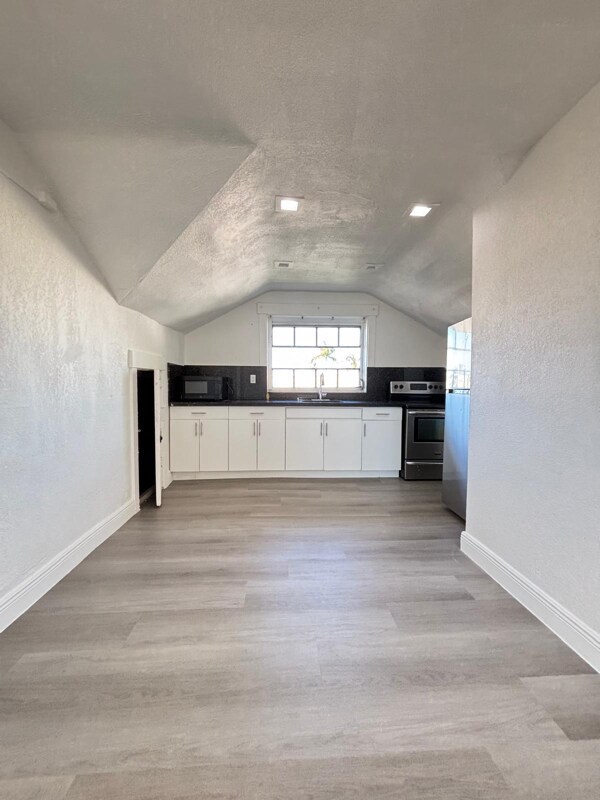 Building Photo - 1967 NW 24th Ave