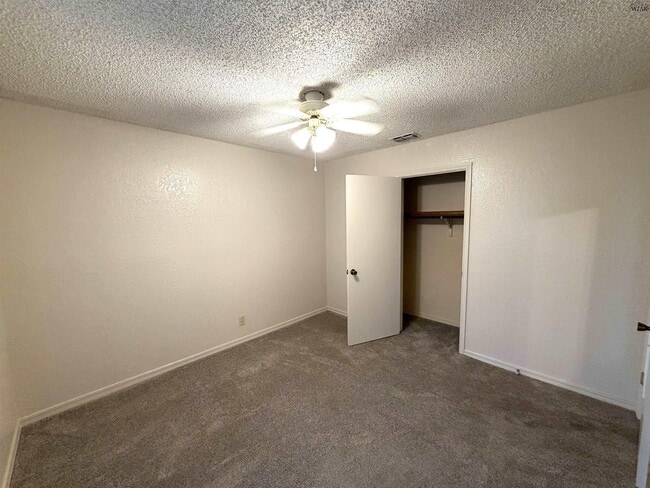 Building Photo - 4830 Lovers Ln