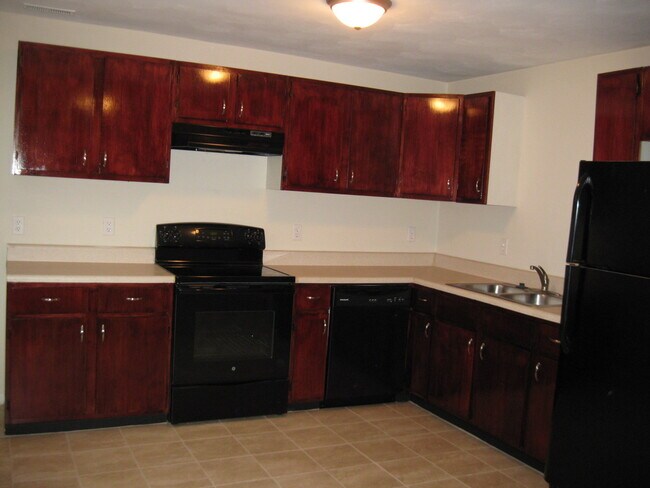 Building Photo - 1336 W 38th St
