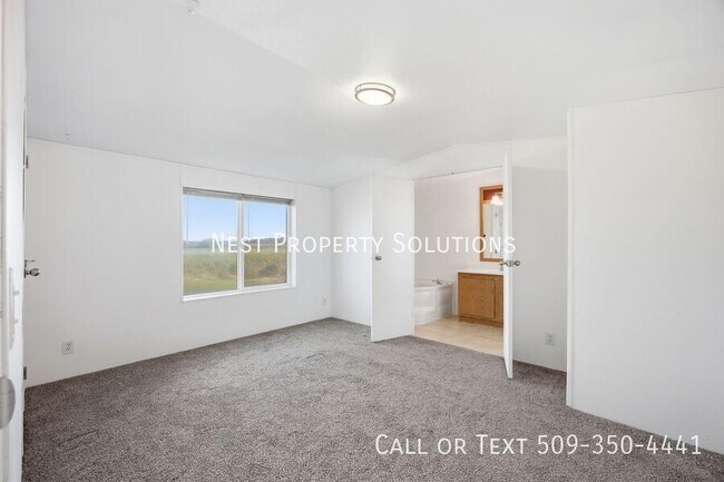 Building Photo - 15824 WA-262