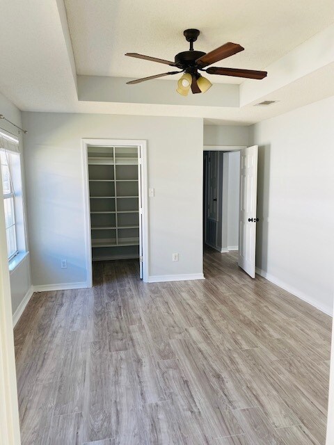 Building Photo - 511 Westchase Ct N