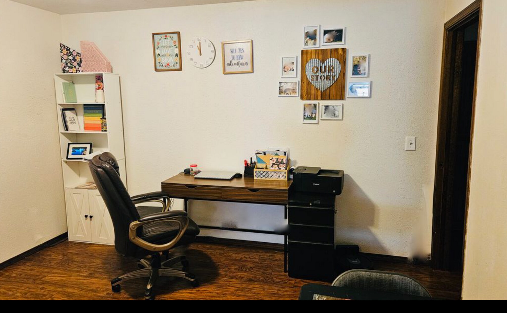 Building Photo - 1615 Camelot Dr