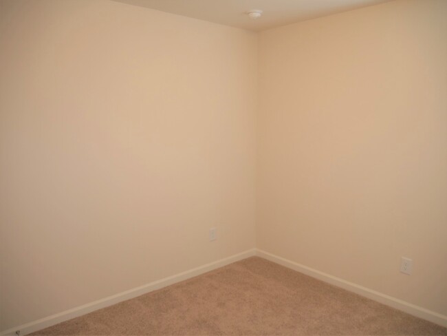 Building Photo - 3563 Chelsea Village Ln