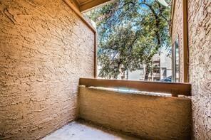 Building Photo - 5550 Spring Valley Rd