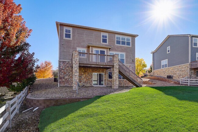 Building Photo - 16653 Edwards Way