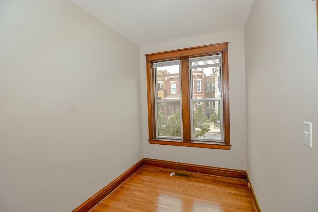 Building Photo - 2457 W Rice St