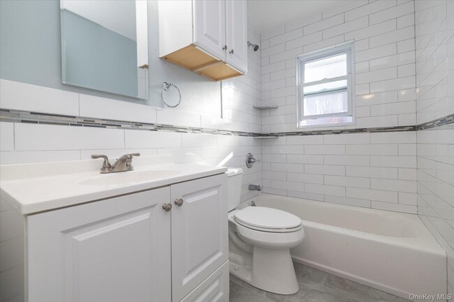 Building Photo - 2280 Brookside Ave