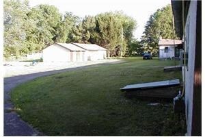 Building Photo - 704 State Hwy 35