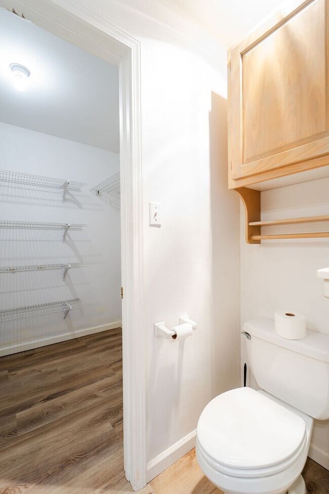 Building Photo - Charming, 3 Bedroom, 2 Bath. With wonderful outdoor living space