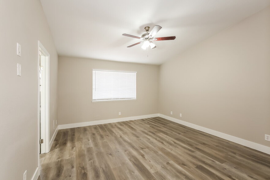 Building Photo - 6108 Rymer Ct