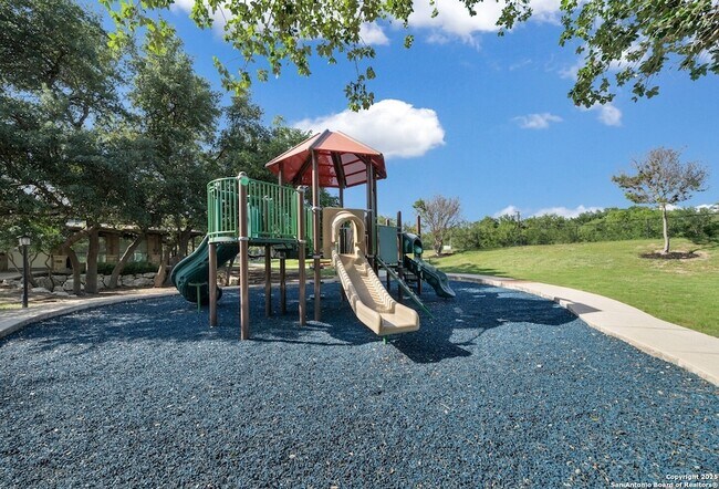 Building Photo - 12606 Texas Gold