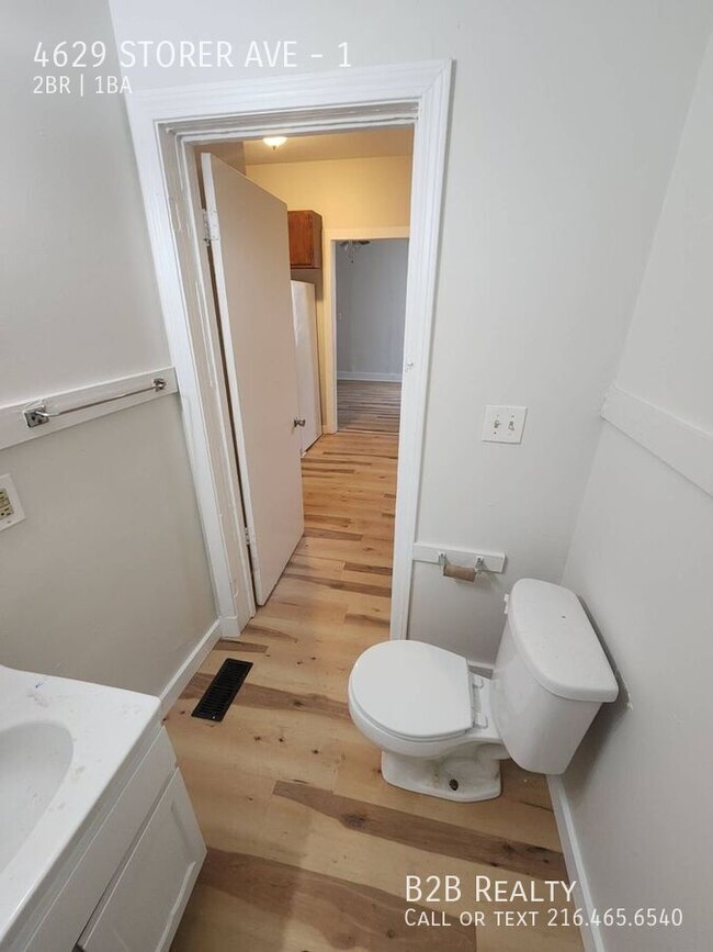 Building Photo - 4629 Storer Ave