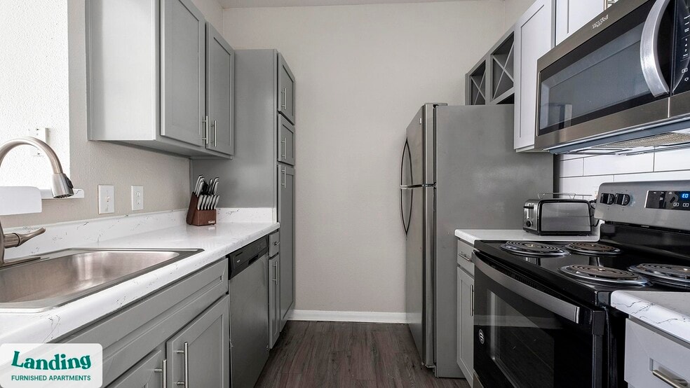 Building Photo - 2500 Woodland Park Dr