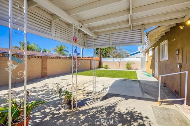 Building Photo - 10321 Courtright Rd