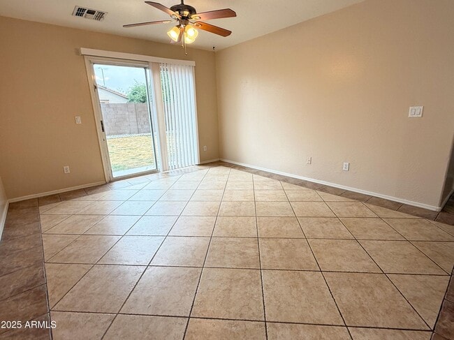 Building Photo - 11829 W Shaw Butte Dr