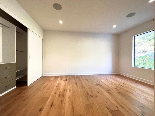 Building Photo - 1545 S Monte Viento St