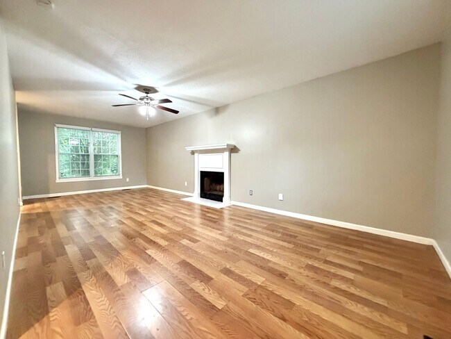 Building Photo - 1909 Needmore Rd